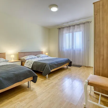Franjo By Interhome