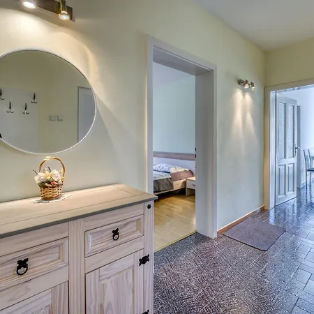 Franjo By Interhome Apartament