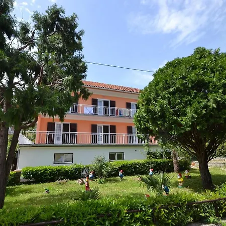 Franjo By Interhome Apartman