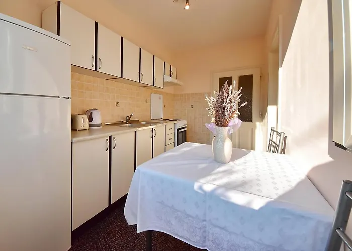 Franjo By Interhome *